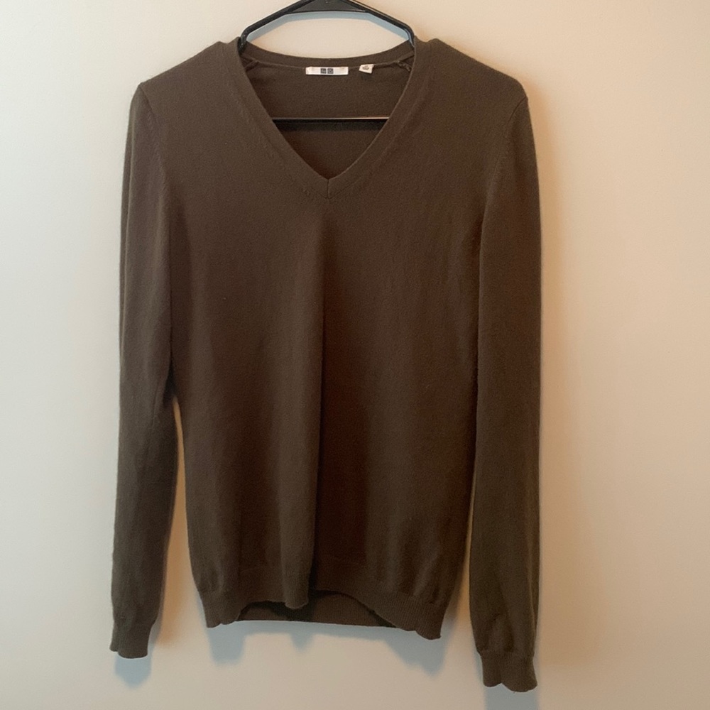 Uniqlo 100% Cashmere Sweater